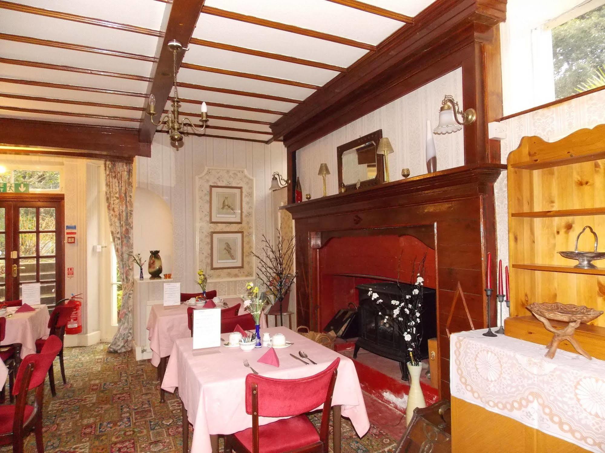 The Darnley Hotel 2*